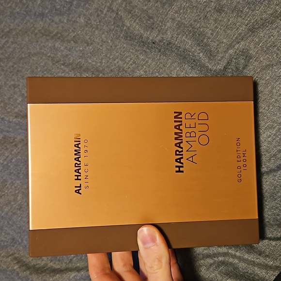 Like new al harmain amber oud gold edition eau de perfume 3.4 ounces - Picture 4 of 7